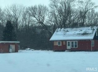 60711 Mayflower Rd, South Bend, IN 46614