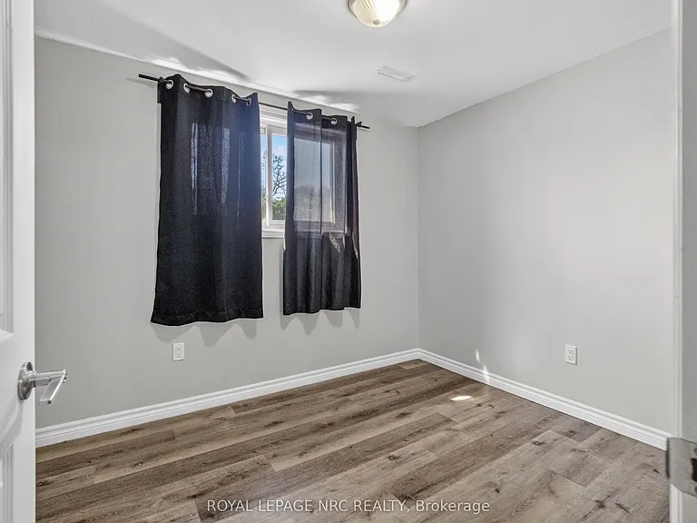 34 Preston Pl #LOWER — Photo 7