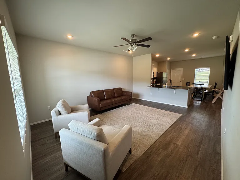 4406 SW Sackett Ave — Photo 6
