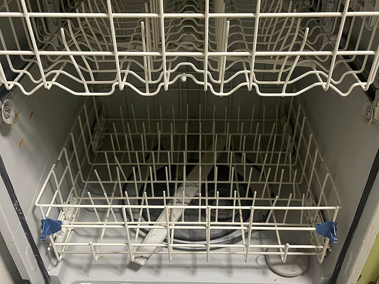 Alpine Dr — Photo 9