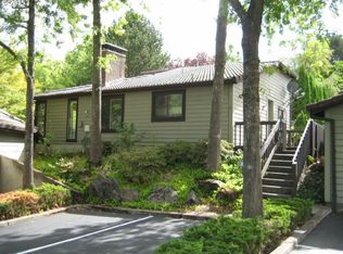 7672 SW Cresmoor Dr, Beaverton, OR 97008