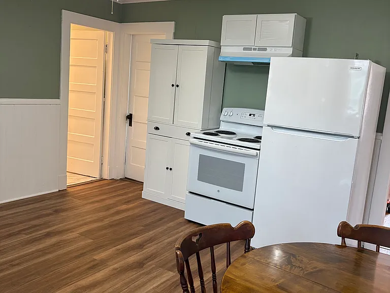50 Stillman Ave #2 — Photo 8