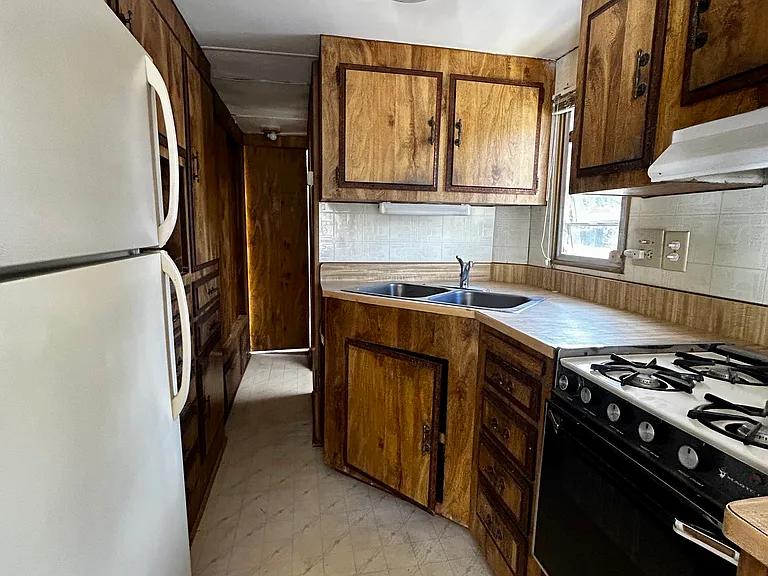 1120 N Justice Dr #9 — Photo 3