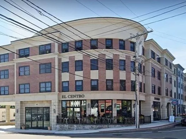 32 Harris St, Dedham, MA