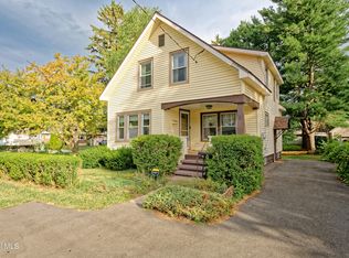 5 Tulip St, Schenectady, NY 12306