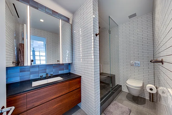 Sold by Carini Group | media 10