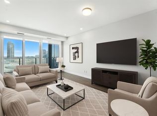 530 W 3rd St SE #1407, Calgary, AB T2G1B6