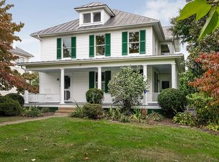 211 W Main St, Purcellville, VA