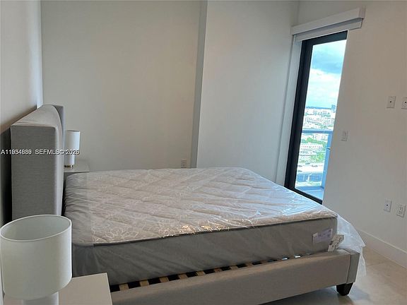 5th image of 239 SW 9th St #2103