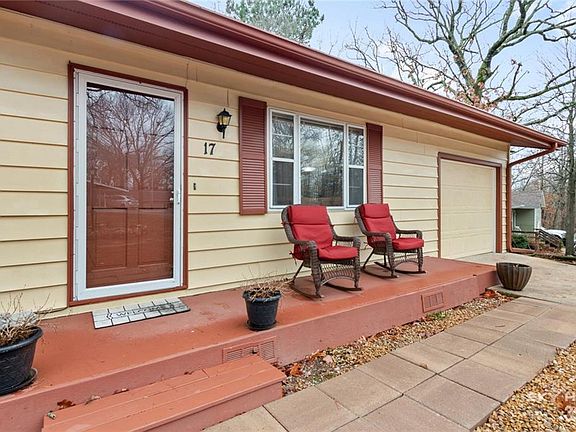 4th image of 17 Ipswich Dr