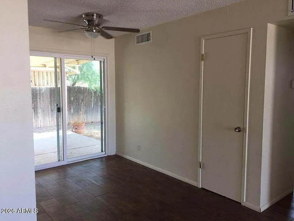 2 bed, 1.0 bath, 850 sqft, $1,700 — Photo 3