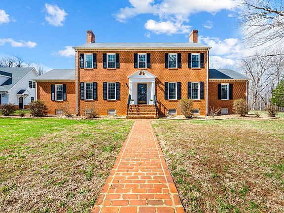 2nd image of 1765 Winesap Rd