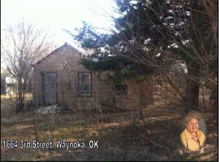 1664 3rd St, Waynoka, OK 73860