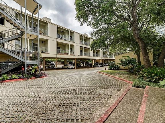 4th image of 3840 Far West Blvd APT 324