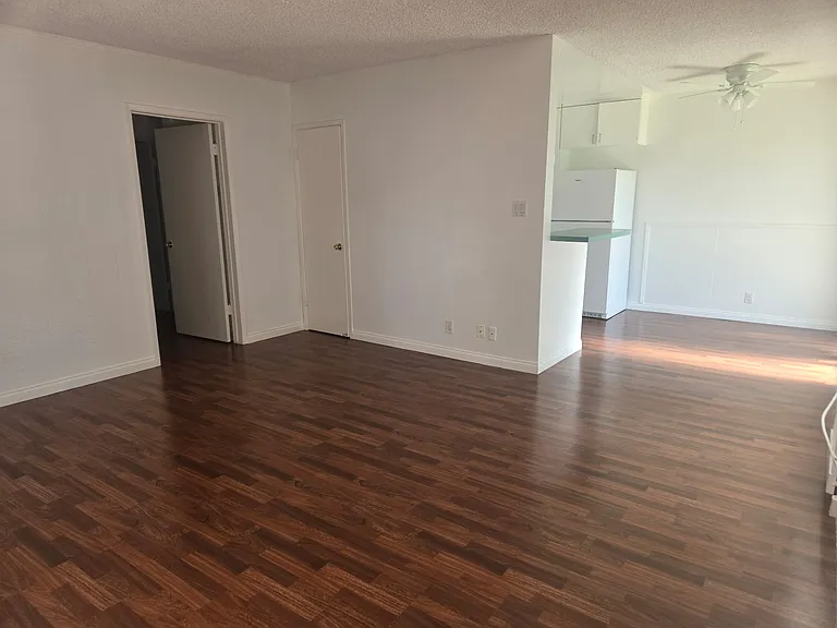 75 Esperanza Ave #C — Photo 11