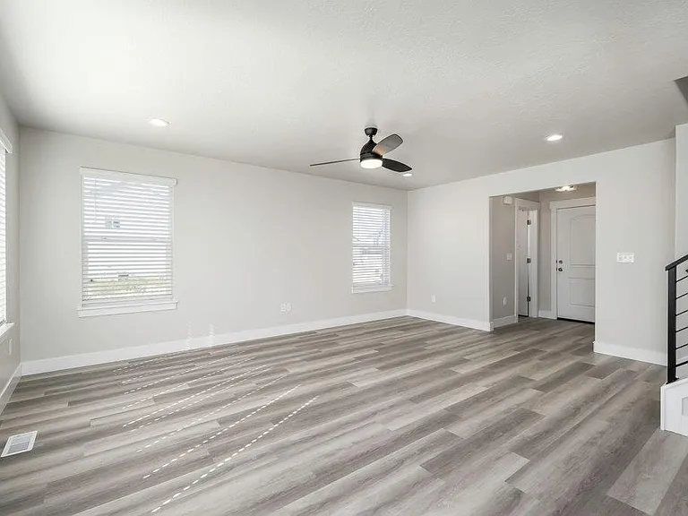 12372 Eovaldi Ave — Photo 19