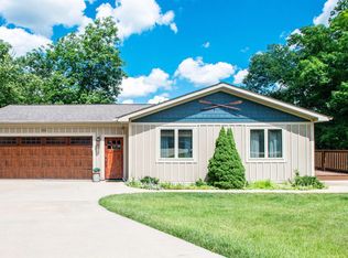 243 Green Leaf Ct, Dahinda, IL