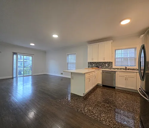 144 Fulton Ave Photo 1