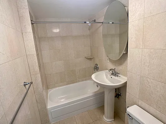 Rented by Tourma Realty LLC | media 19