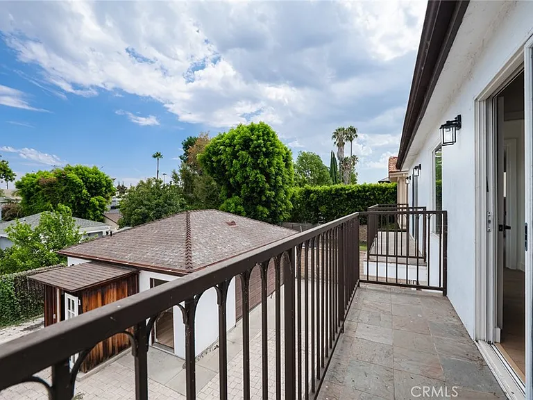 15147 Otsego St — Photo 38