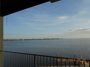 132 Brent Cir, Oldsmar, FL 34677