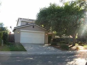 4330 Castleton Cir photo 1