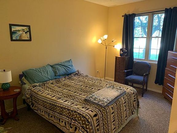 5th image of 118 Monmouth Way