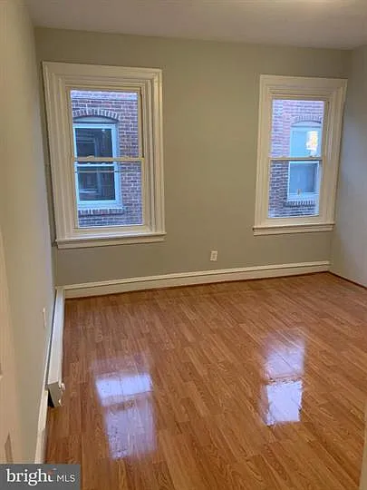 2 bed, 750 sqft, $1,200 — Photo 2