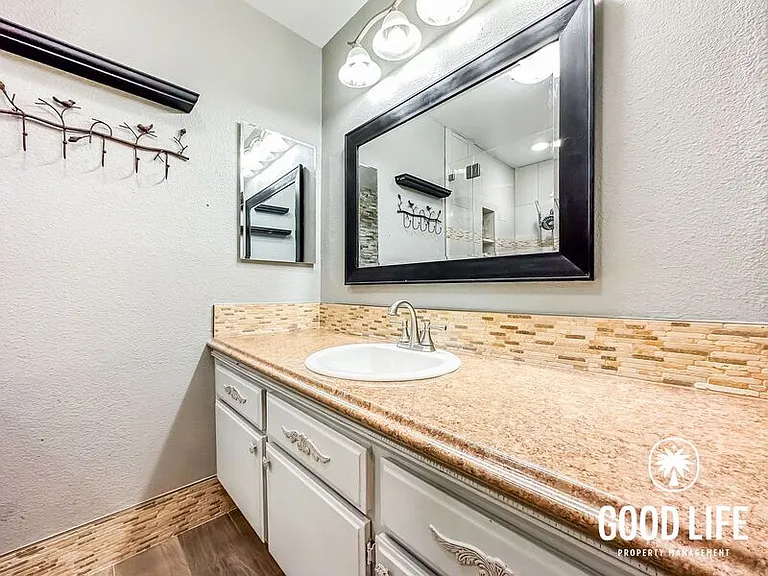 5572 E Vista Del Este — Photo 18