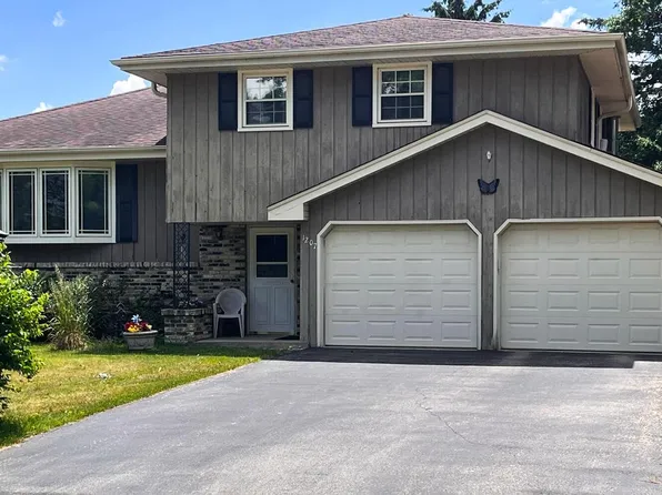 1207 Anton ROAD, Hartland, WI 53029