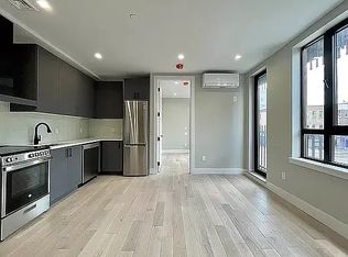 505 Grand St APT 3A, Brooklyn, NY 11211