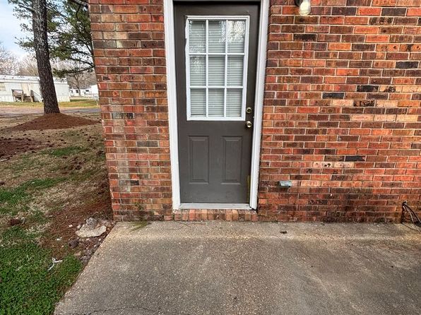 1220 Louisville St #8