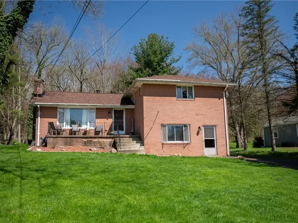 1459 Maple Dr, Hermitage, PA 16148
