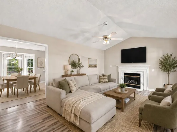106 Zircon Ln, Knightdale, NC 27545