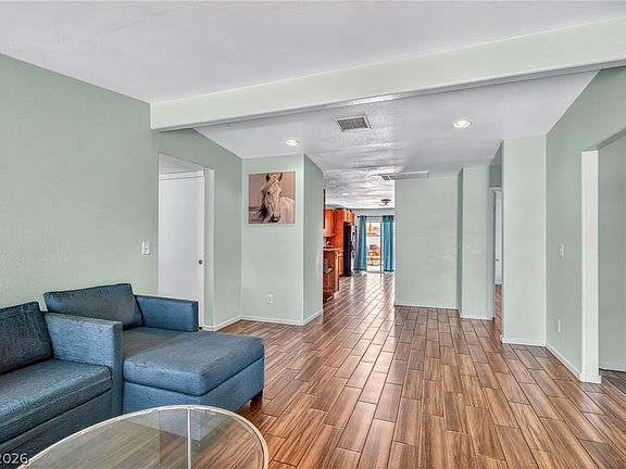 5th image of 1617 Flower Ave