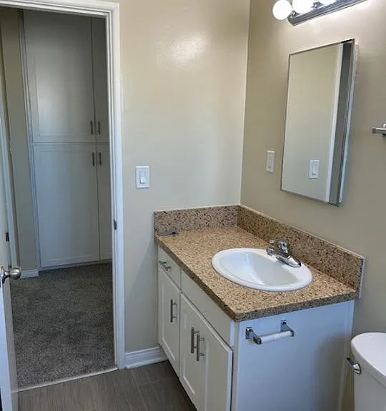 1428 S Bedford St #6 — Photo 25