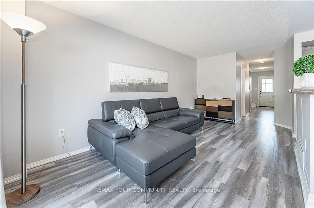 3 bed, $3,100 — Photo 4