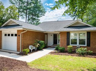 102 Lakeshore Dr, Durham, NC 27713