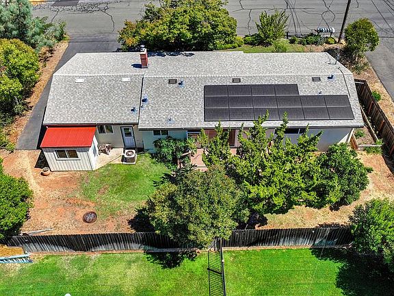 5th image of 1333 Wesley Ln
