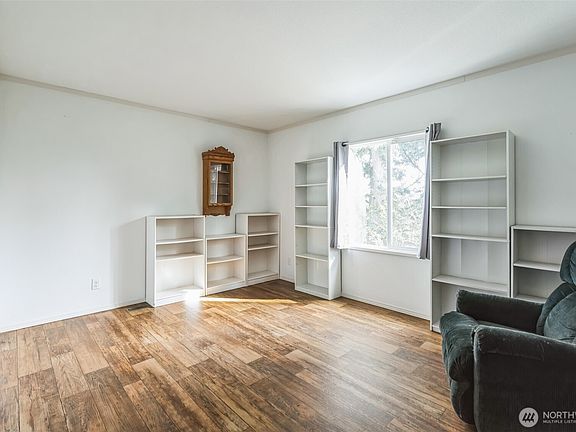 4th image of 5317 Monta Vista Drive E