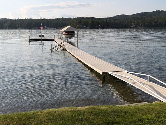 Dock