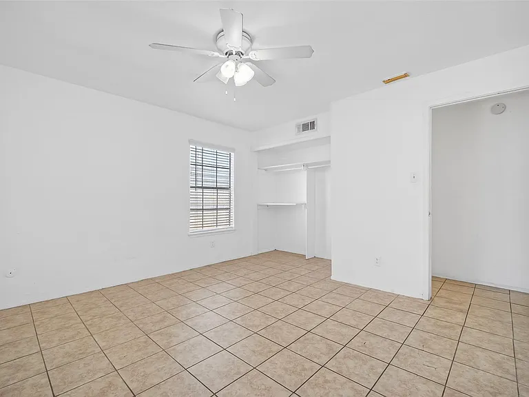 6001 Reims Rd #802 — Photo 13