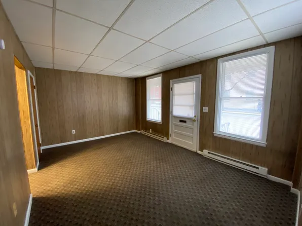 67 N Bedford St, Carlisle, PA 17013