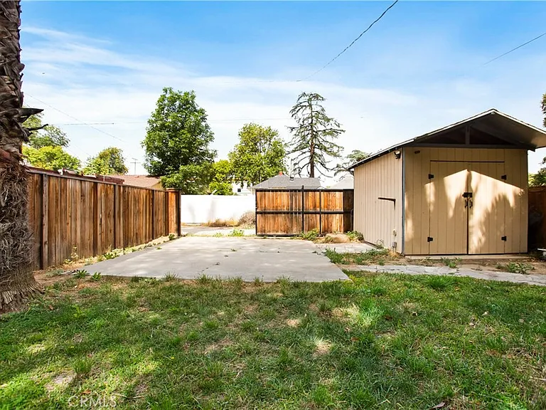 3359 Locust St — Photo 26