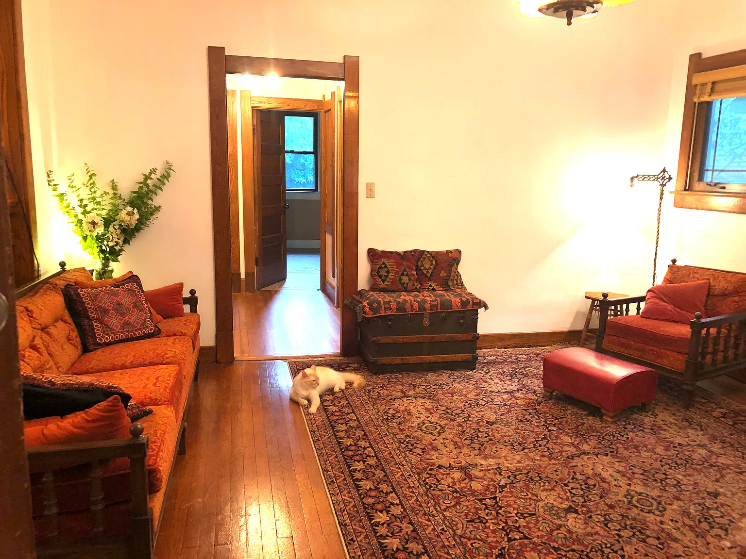 3 bed, 1554 sqft, $3,200 — Photo 2