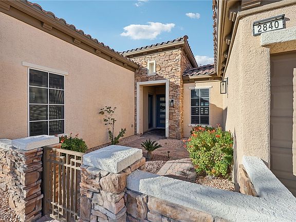 3rd image of 2840 Foxtail Creek Ave