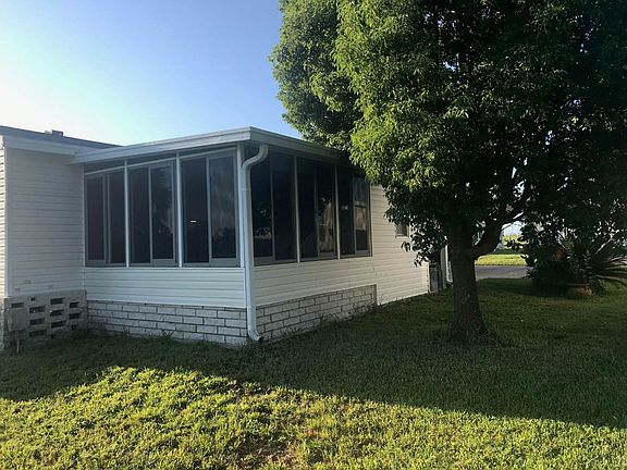 4th image of 5502 Laurel Oak Dr