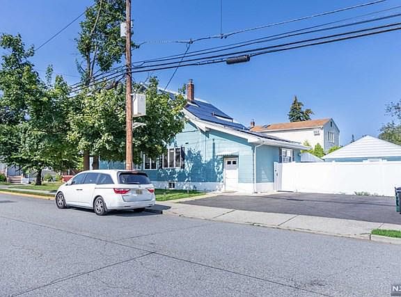2nd image of 64 Keasler Ave