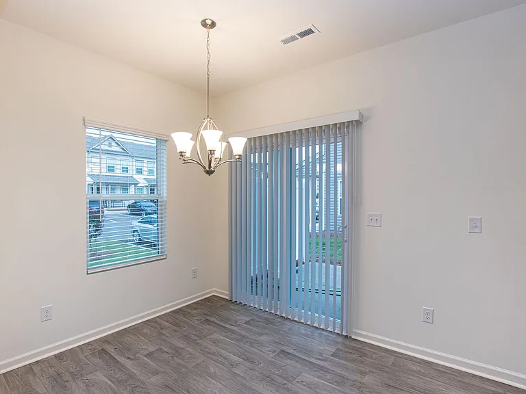 14147 Clayborn St — Photo 9
