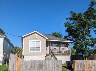 5930 Baccich St, New Orleans, LA 70122
